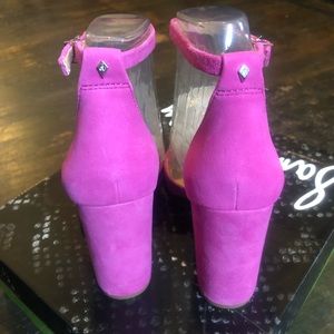 sam edelman yancy crisscross ankle strap sandal